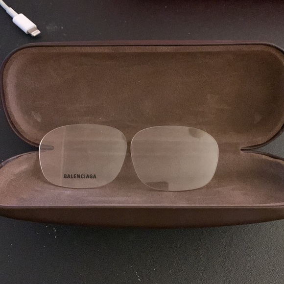BALENCIAGA FRAMES - Picture 3 of 3